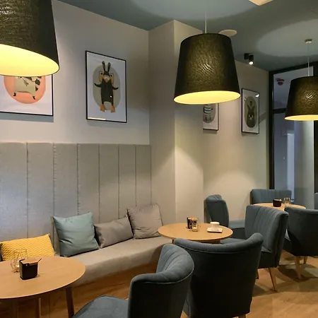 Szálloda Traffic Stare 2*