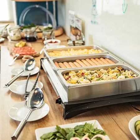 Traffic Stare Szálloda 2*