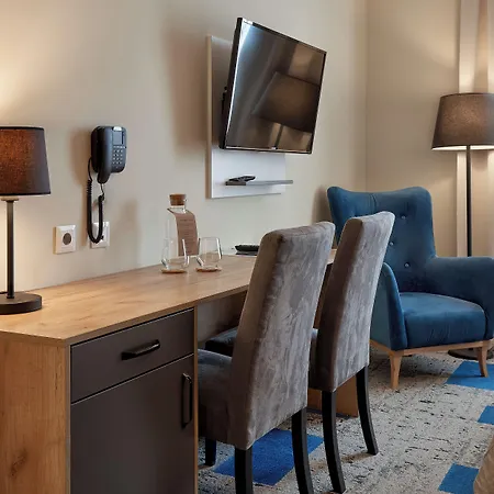 Traffic Stare Hotel Wroclaw