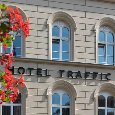 Traffic Stare Отель 2*