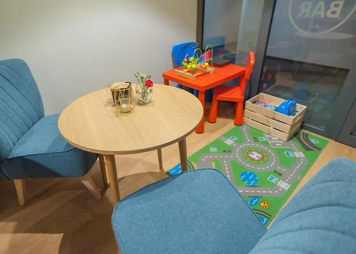 Traffic Stare 2* Вроцлав