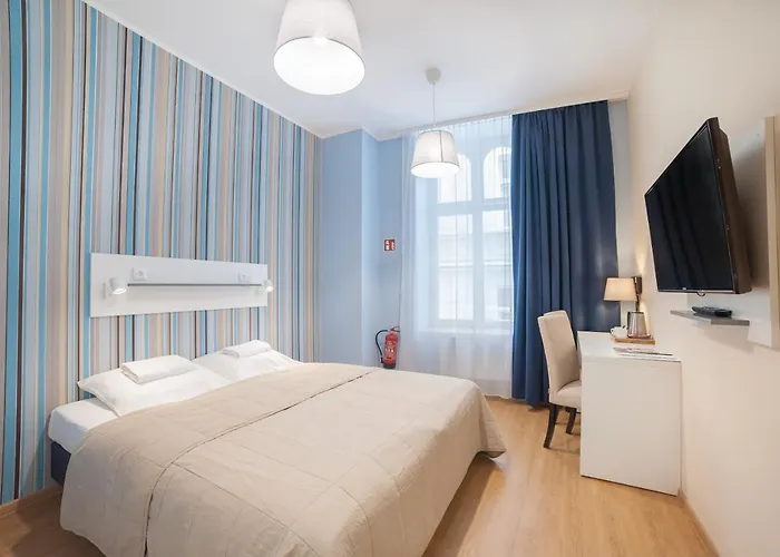 Traffic Stare Отель Вроцлав