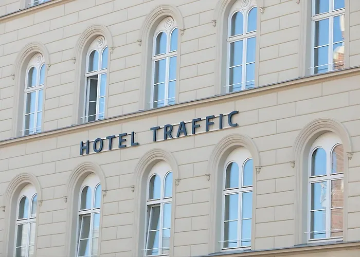 Отель Traffic Stare 2*