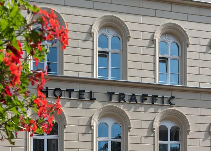 Traffic Stare Отель 2*